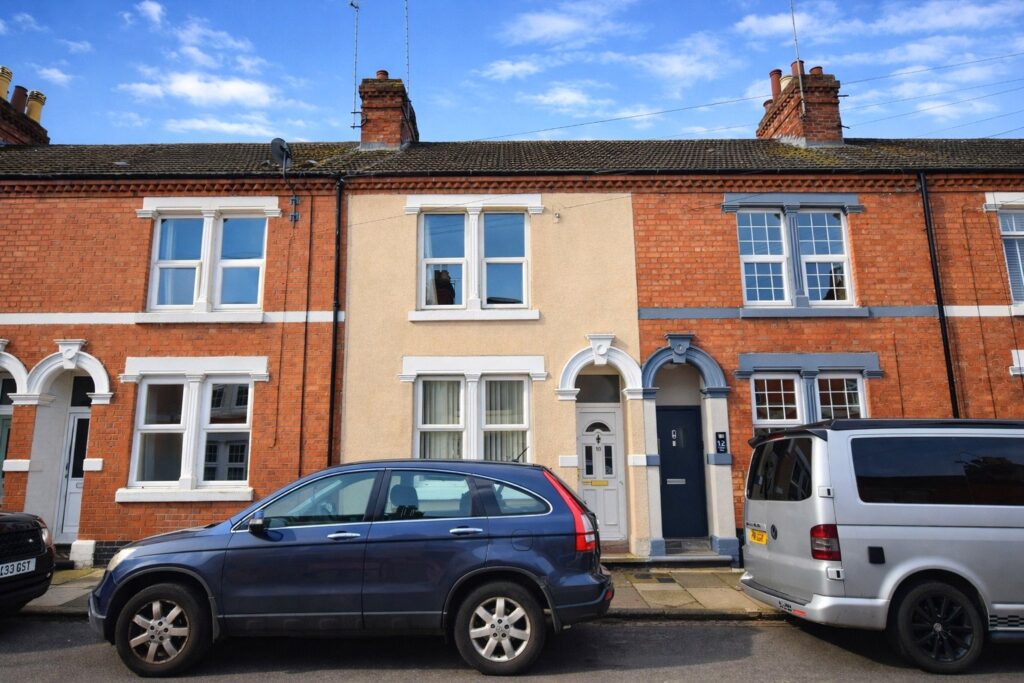 Carlton Road, Kingsley, Northampton, NN2 7DQ