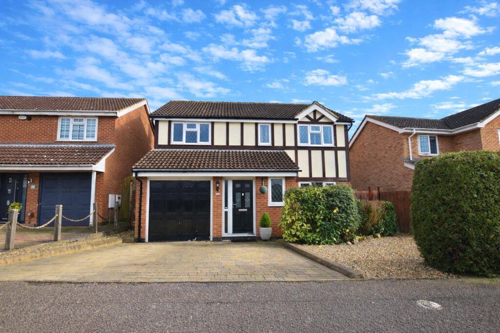 Limefields Way, East Hunsbury, Northampton, NN4 0SA