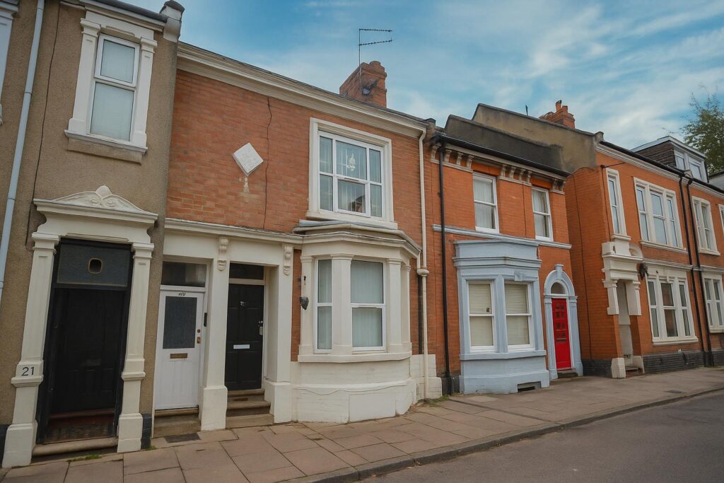 Colwyn Road, The Mounts