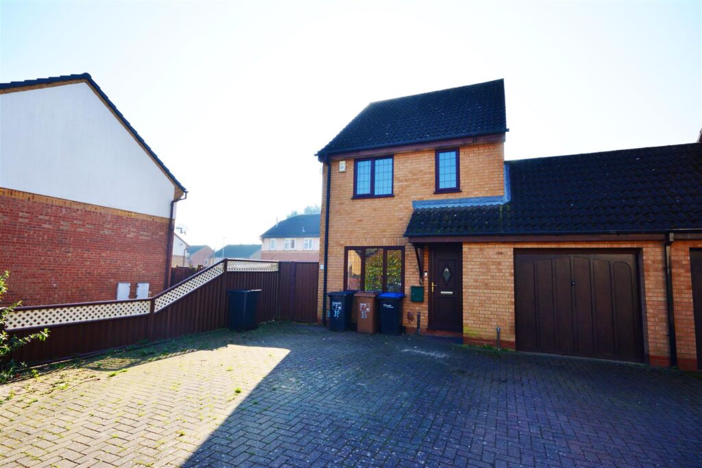 Longford Avenue, Little Billing