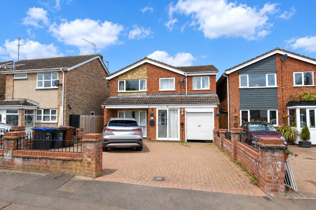 Reynard Way, Kingsthorpe, Northampton, NN2 8QS
