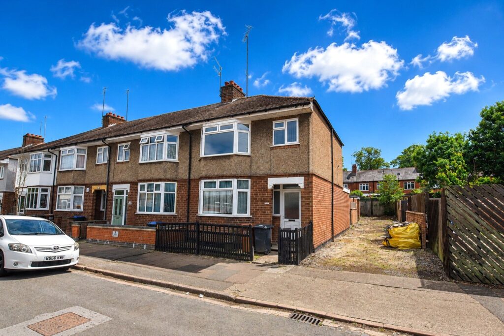 Penrhyn Road, Far Cotton, Northampton, NN4 8EE