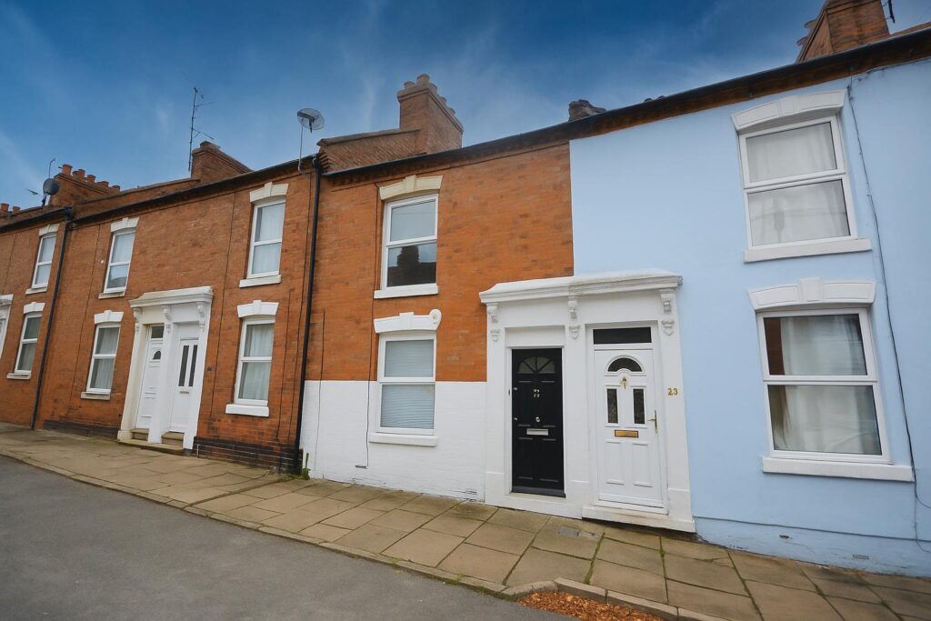 Uppingham Street, Semilong