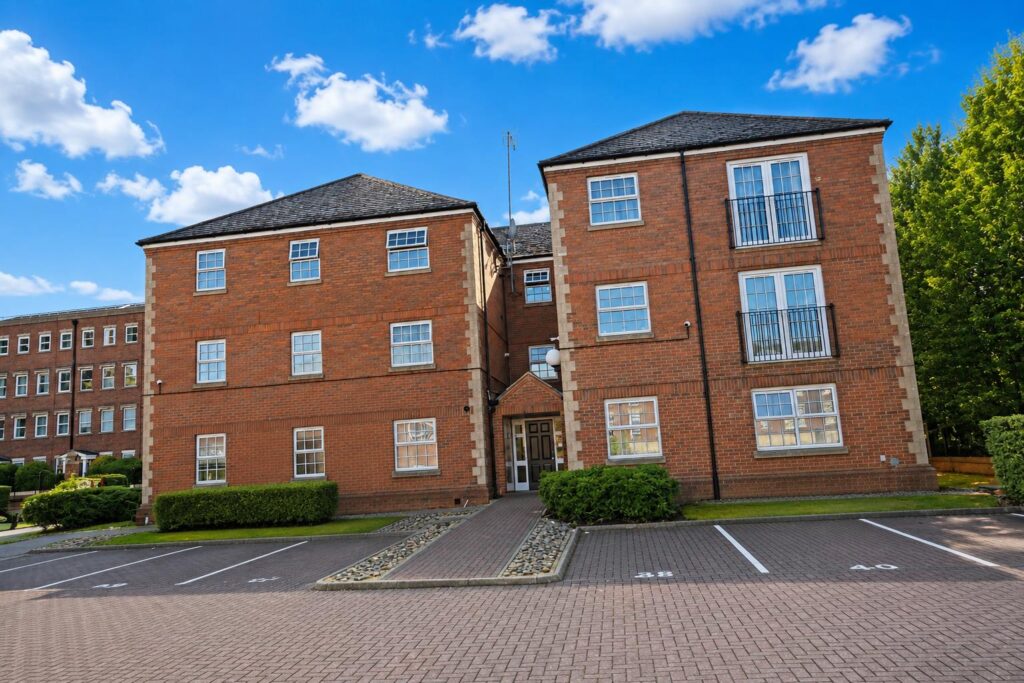 St Martins House, Town Centre